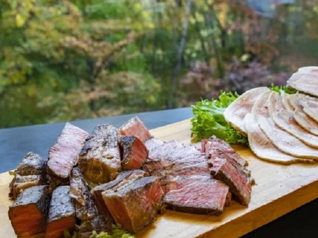 職場はバイキングストラン♪