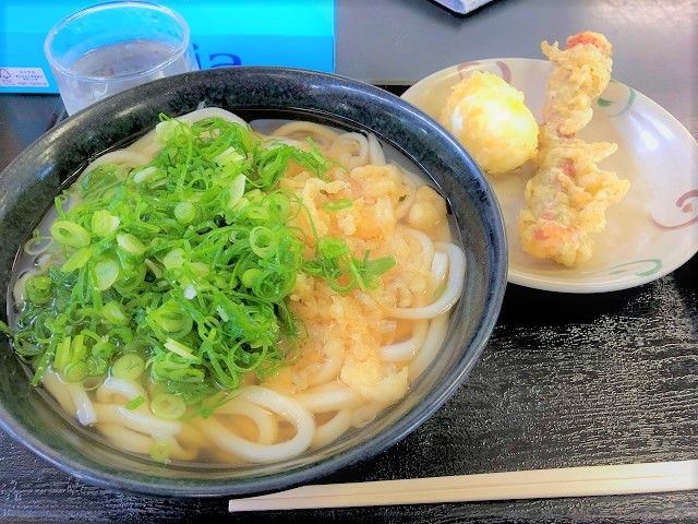 【雰囲気】20～30代が多く活気有！職場からの風景もオシャレ♪