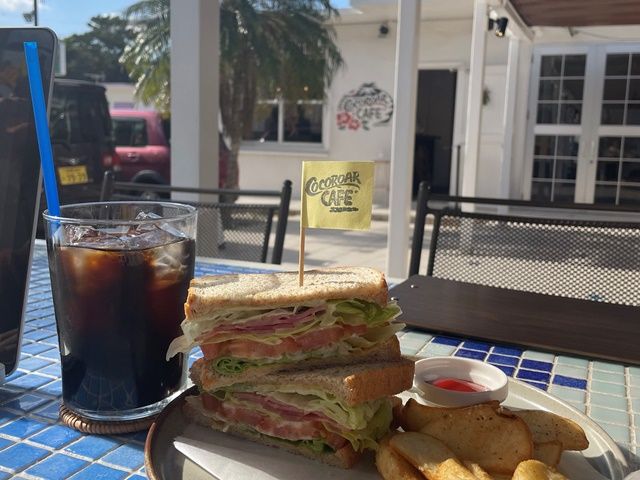寮周辺は、おしゃれなカフェ巡りもお買い物もたくさん楽しめます♪