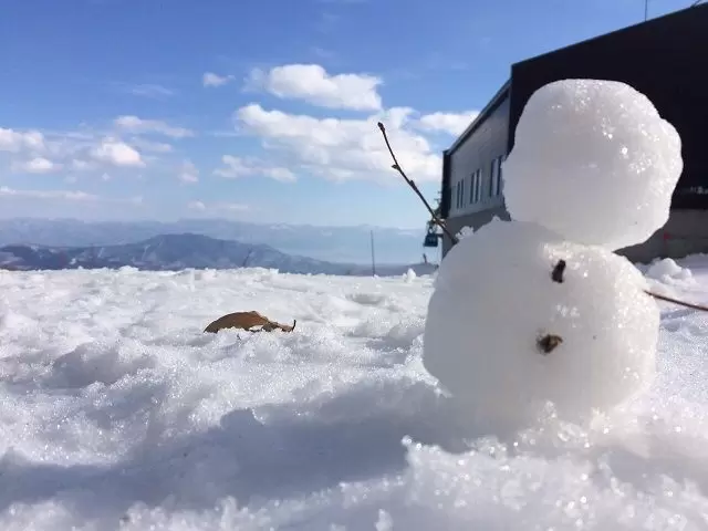 貴重な売店でのお仕事★大自然ですが空気も美味しくてリフレッシュできますよ!!
