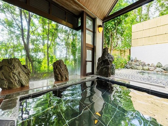 洋館風のホテルですが、大浴場が自慢です!!!
