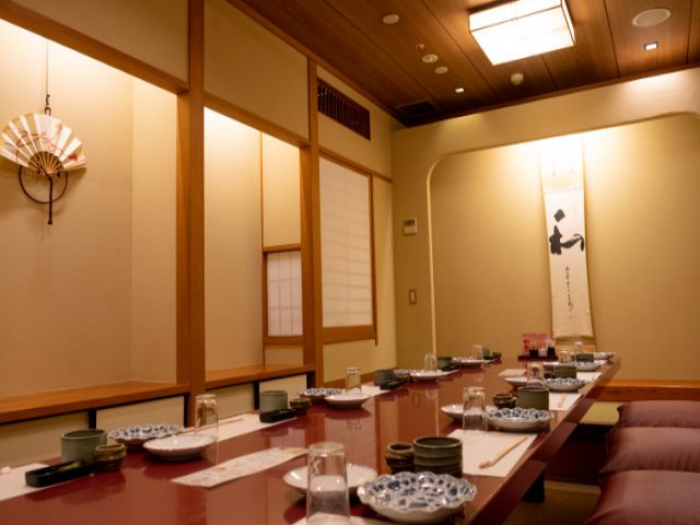 落ち着いた雰囲気の店内です。