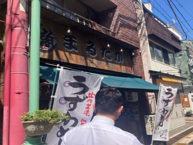 伊東駅前の商店街には有名な飲食店もあり、生活便利です！