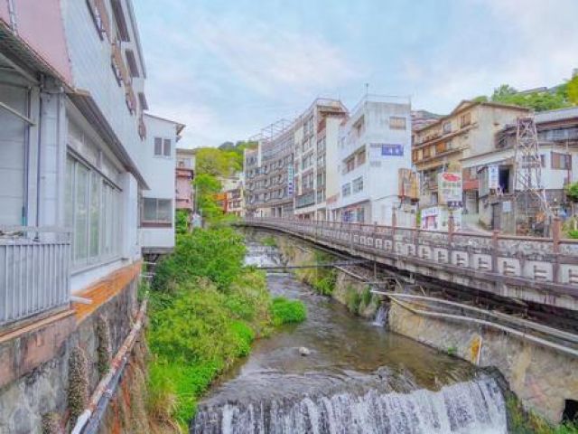 ～湯河原温泉街～
風情ある街並みです。