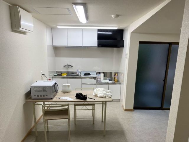 男性寮の共同スペースも同様にとても綺麗です！