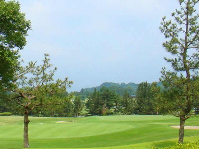 山の中のゴルフ場なので貯金に最適です。