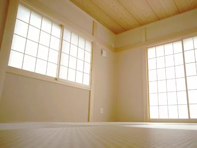 写真は参考例です。
和室の客室を利用させてもらえます。