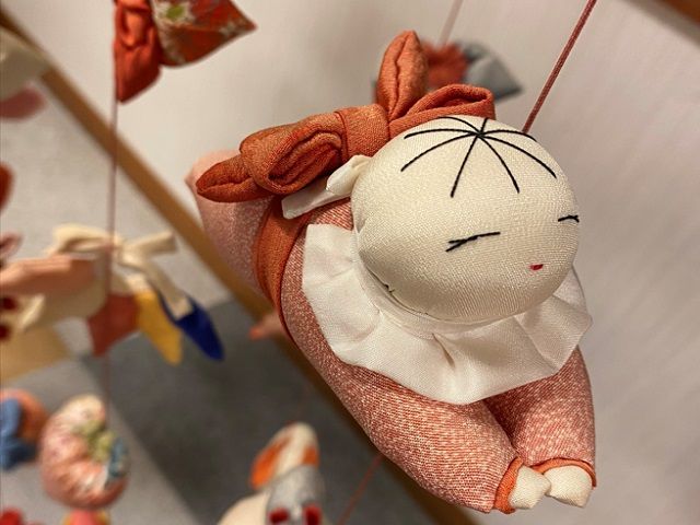 稲取は、吊るし雛の発祥の地♪静かな漁師町ですが、近くに
スーパーがあって便利～♪