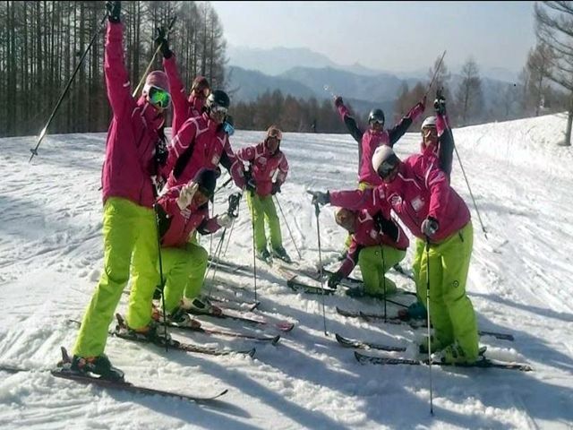 栃木で人気のスキー場です！滑ることが仕事！？スキー・スノボどちらでもOK♪