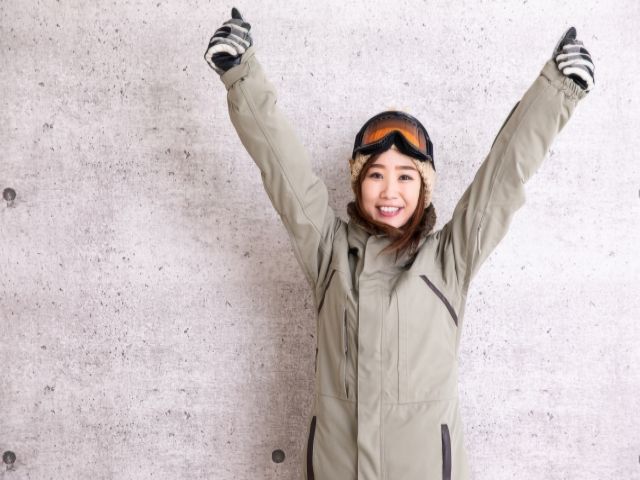 スキー場へ行く事ができるので休日にいかがですか？