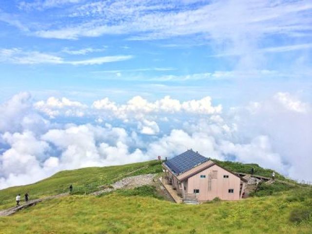 インスタ映えスポット多数。大山、砂丘、日本一美しい廃線跡など観光地へ行こう。