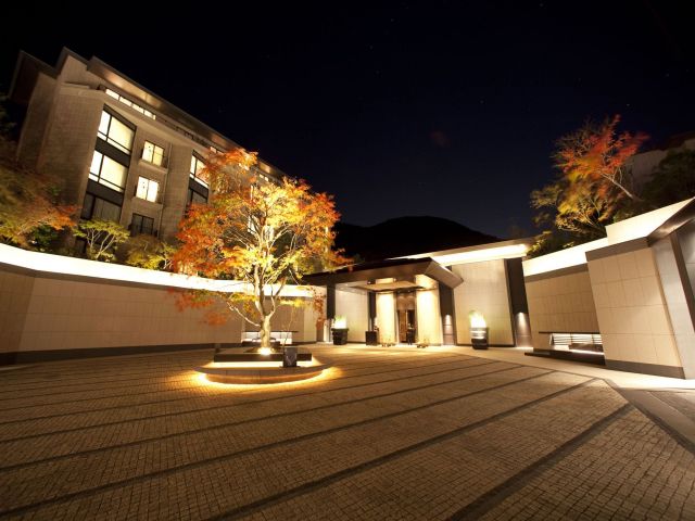 ☆夜の外観