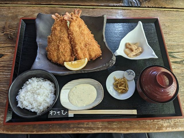 近所の居酒屋さんで美味しいランチご飯♪♪
