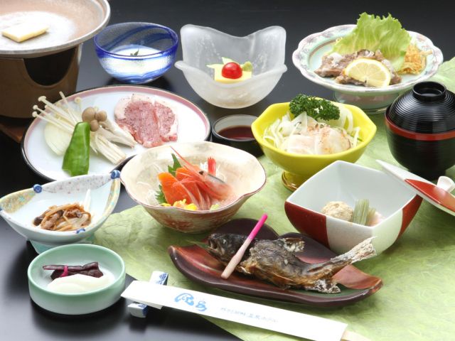 和食をメインとした、調理補助業務です！