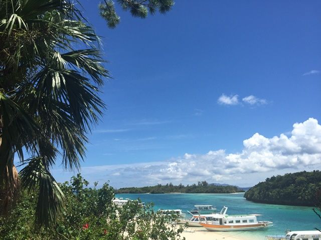 現実離れした美しさが人々を魅了する、川平湾♪他にも見たことない景色があなたを待っています！