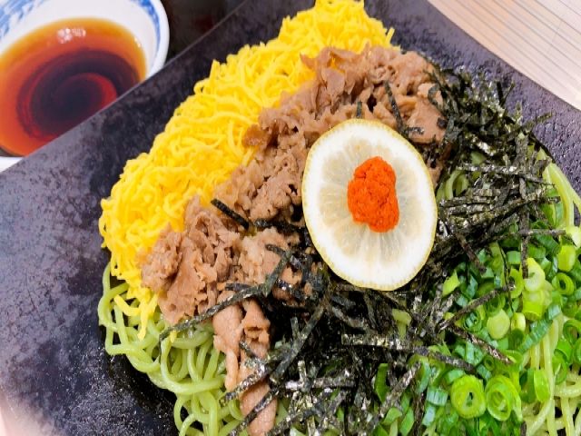 美味しい瓦そばが有名ですよ。