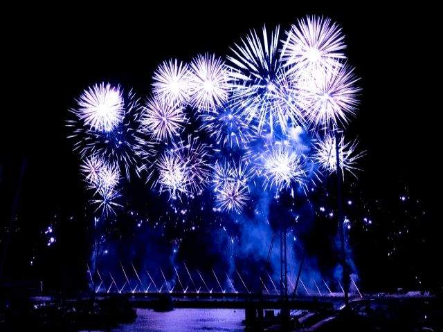 熱海は花火が見れます！是非楽しんでくださいね♪