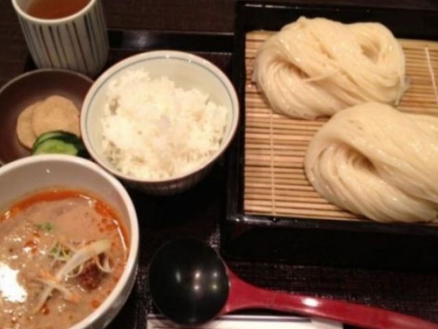 休みの日はお出かけしておいしい物も食べてリフレッシュ！！