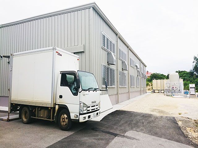 黙々とこなす仕事が多いですが職場は和気あいあいとしていてアットホームです♪