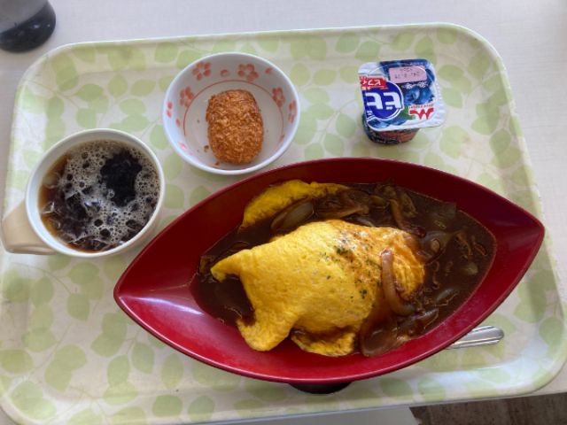 朝・昼・夜　全ての食事が無料！貯金にはうってつけの職場です！