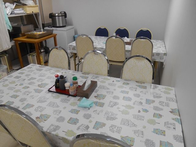 従業員食堂です！休日まで3食しっかり食べてくださいね◎