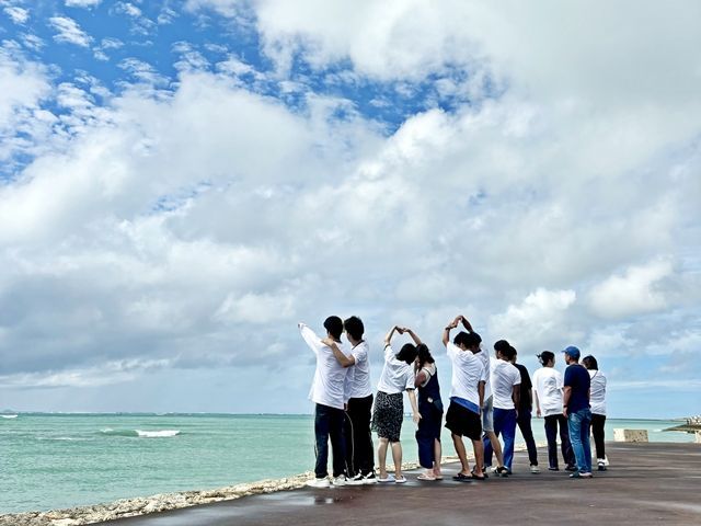 ヒューマニックスタッフで集合してビーチパーティー開催♪大好評のBBQは毎年恒例です♪