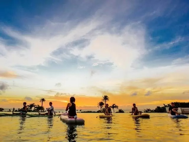 沁みるほどきれいな夕日、ここにあります。
