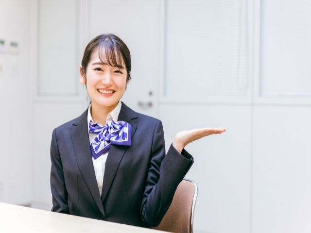 フロントのお仕事です！