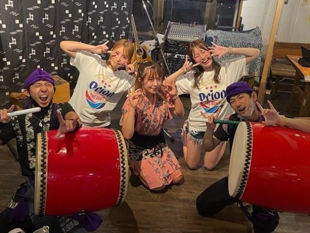 毎日三線ライブが行われる楽しい職場です！