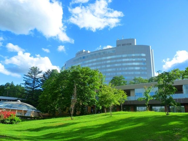 大型施設で出会いも多く、安定した職場環境です♪