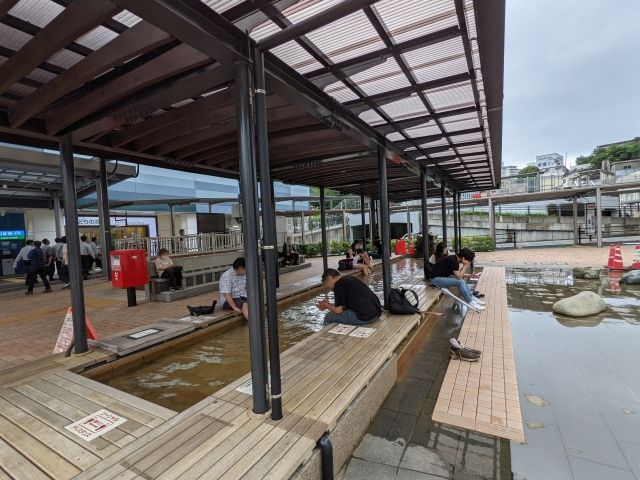 熱海といえば温泉です☆足湯もございます