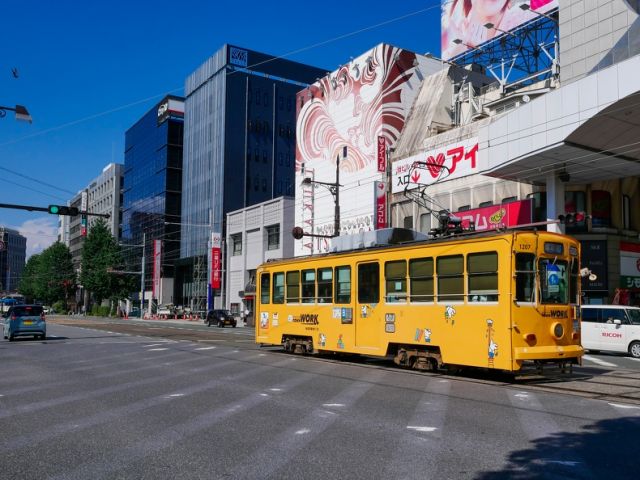 路面電車も走っていますよ！