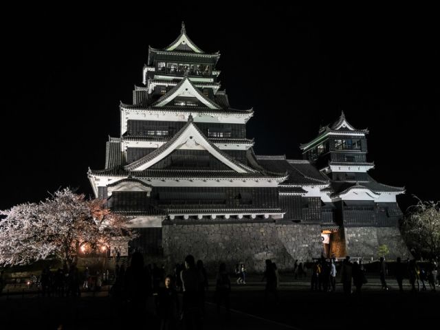 休みの日は熊本城に行くのもいいかもしれません