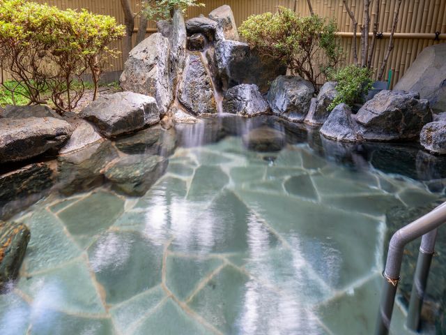 温泉に入れちゃうかも！