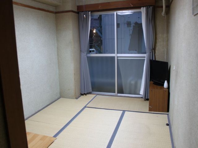 寮はこんな感じです☆
歩いてすぐなので通期も楽々!!