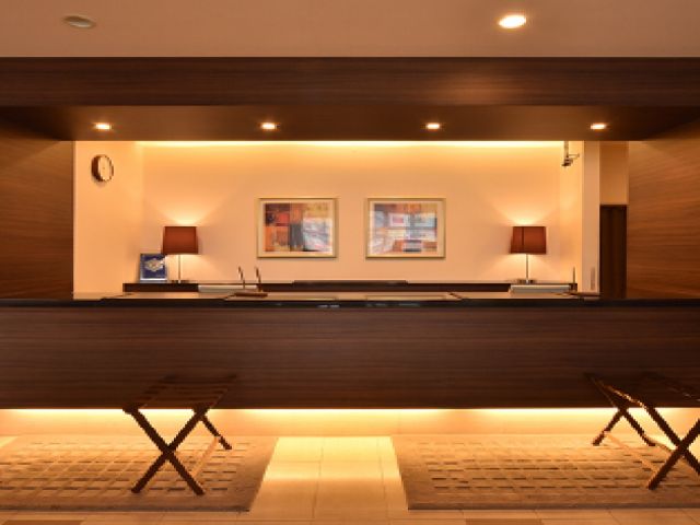ホテルの顔、フロントマンとして活躍したい方！