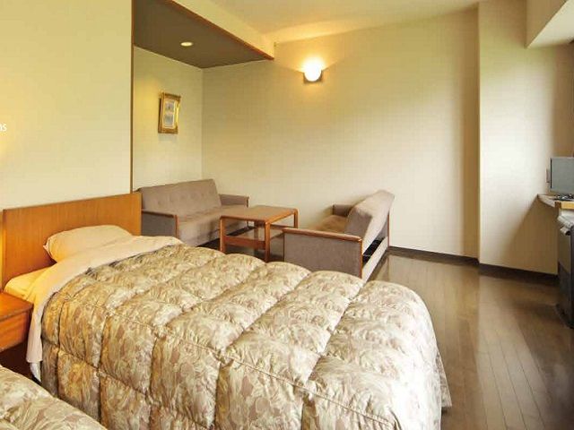 住み込み部屋は館内！・1日3食、休日も無料！生活にも便利です♪