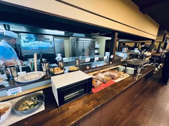 食事提供はハーフバイキング形式☆
みんなと一緒に仕事をするので未経験でも安心!!