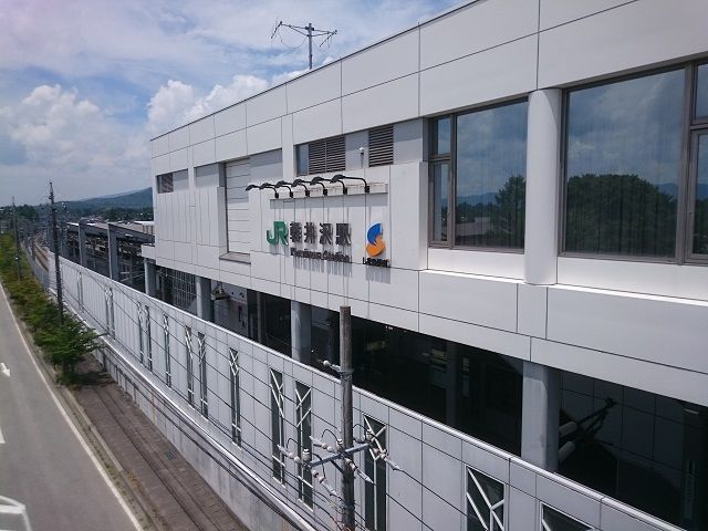 軽井沢駅から徒歩3分の便利な立地です＾＾