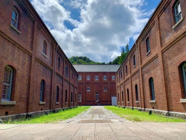 休日は近隣の赤レンガパークへ