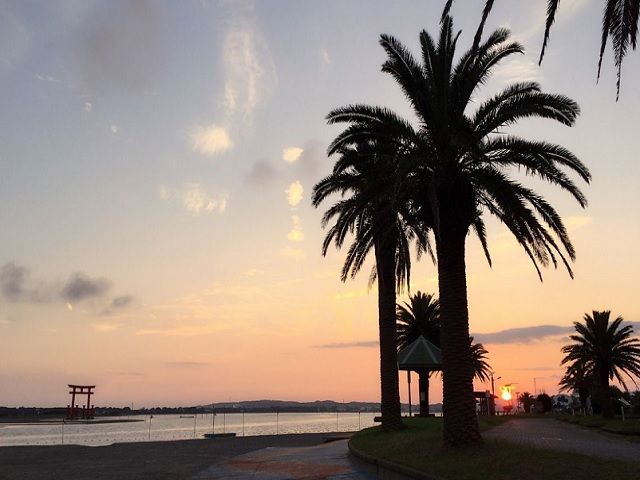 休日の際には買い出しや観光もオススメ。電車で2分で弁天島へ！気分転換にもオススメです！