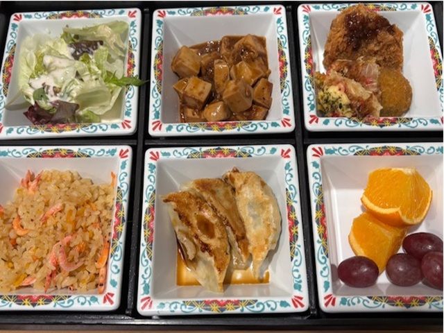 バイキングで召し上がられたお食事一例♪マグロやうなぎなども召し上がれますよ♪