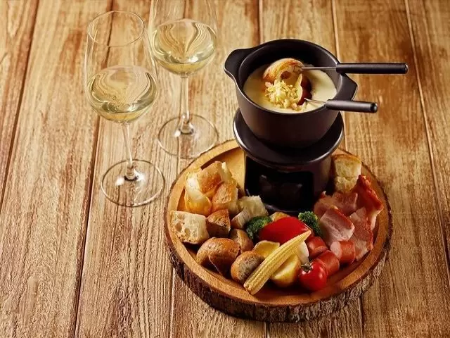 綺麗な内装でメニューもオシャレなんです！