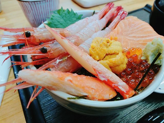 お休みの日は絶品の海鮮を満喫しましょう(^^)/