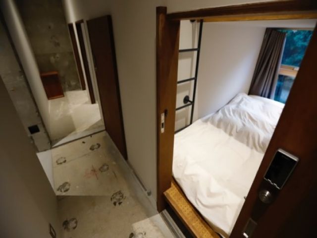 綺麗な館内寮です！鍵付きで安心！5部屋あり、お客さまも泊まれるプライベートボックスです！