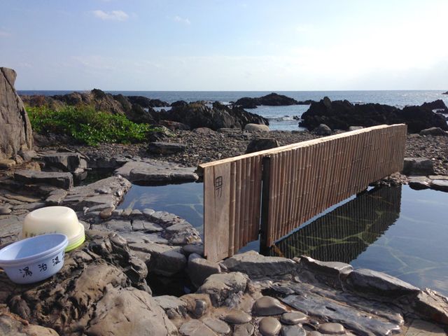 温泉アリ！屋久島で温泉って意外じゃないですか！？