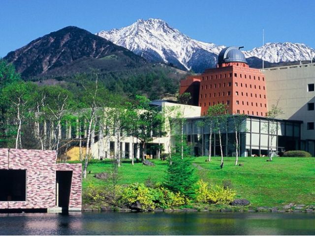 大自然に囲まれた素敵なリゾートホテルです