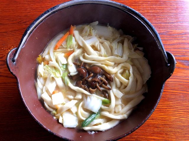 名物「ほうとう」はぜひ食べてみてください♪