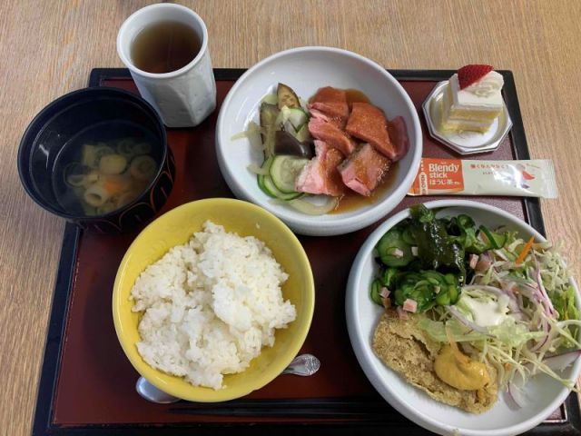 ≪自慢の賄い≫このボリュームでお休みの日も付きます！