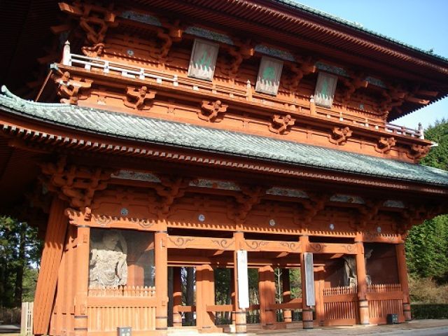リゾバではレアなお寺でのお仕事です。